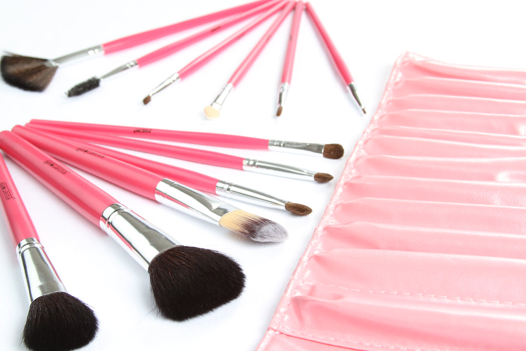 Essencell 12 Pieces Makeup Brush Set, Pink with Makeup Blender Sponge and Travel Essentials Case
