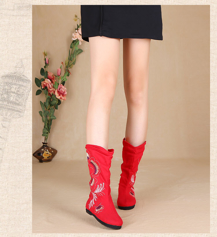Hand-embroidered flat boots Fashion shoes  Melaleuca soles shoes